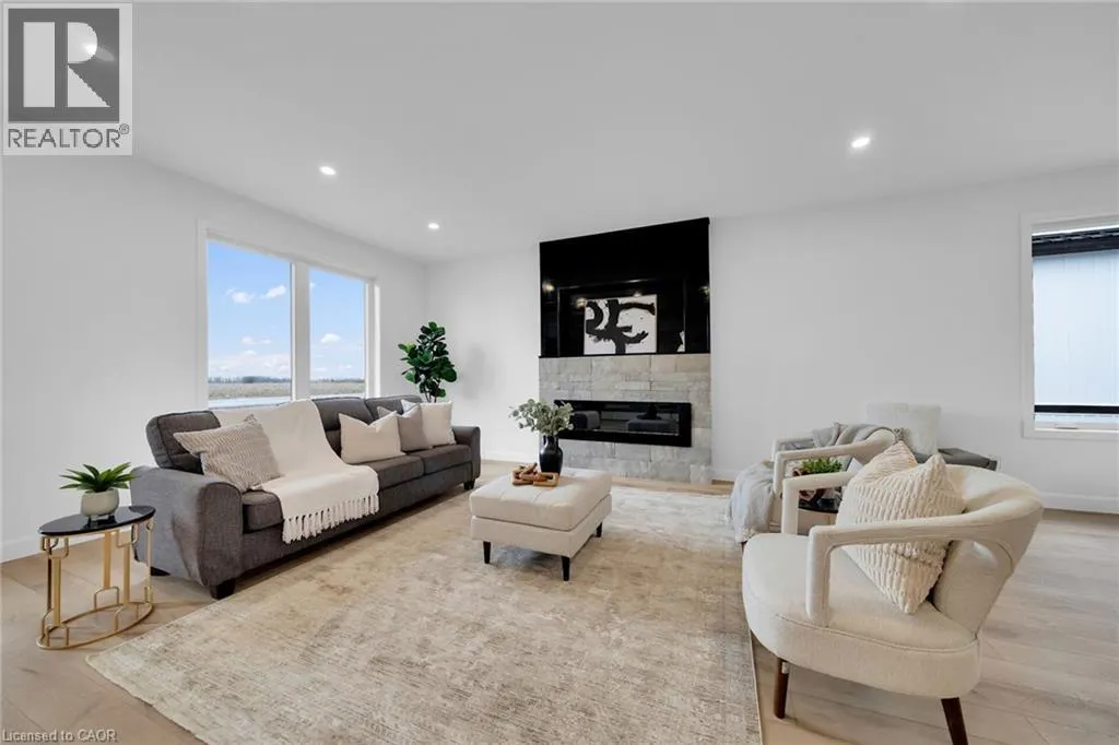 4093 RAINHAM Road