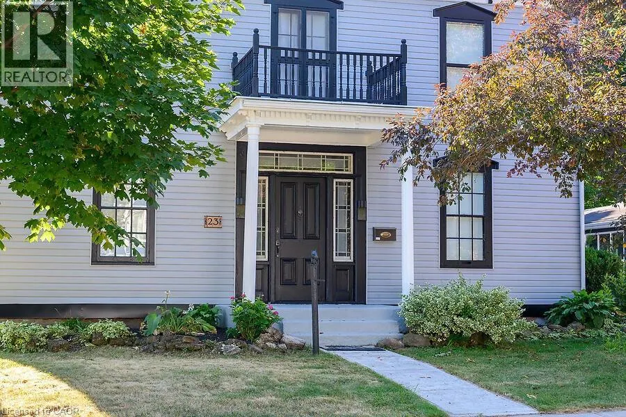 23 MOUNTAIN Street