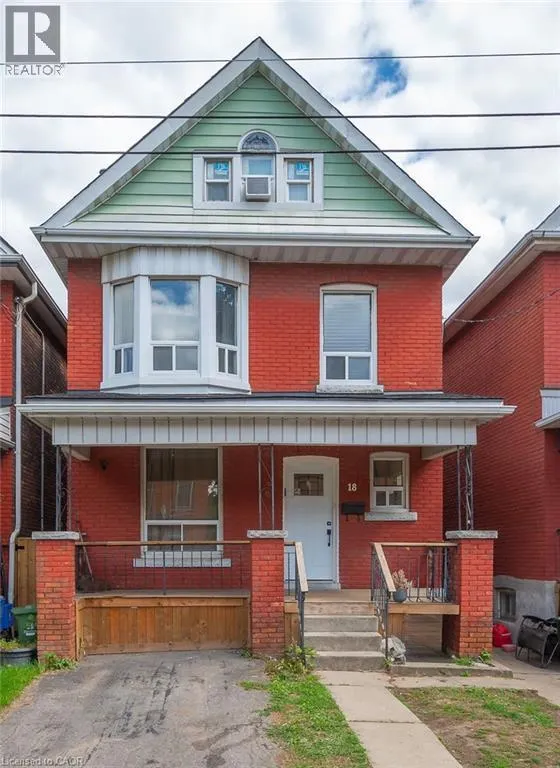 18 HUNTLEY Street