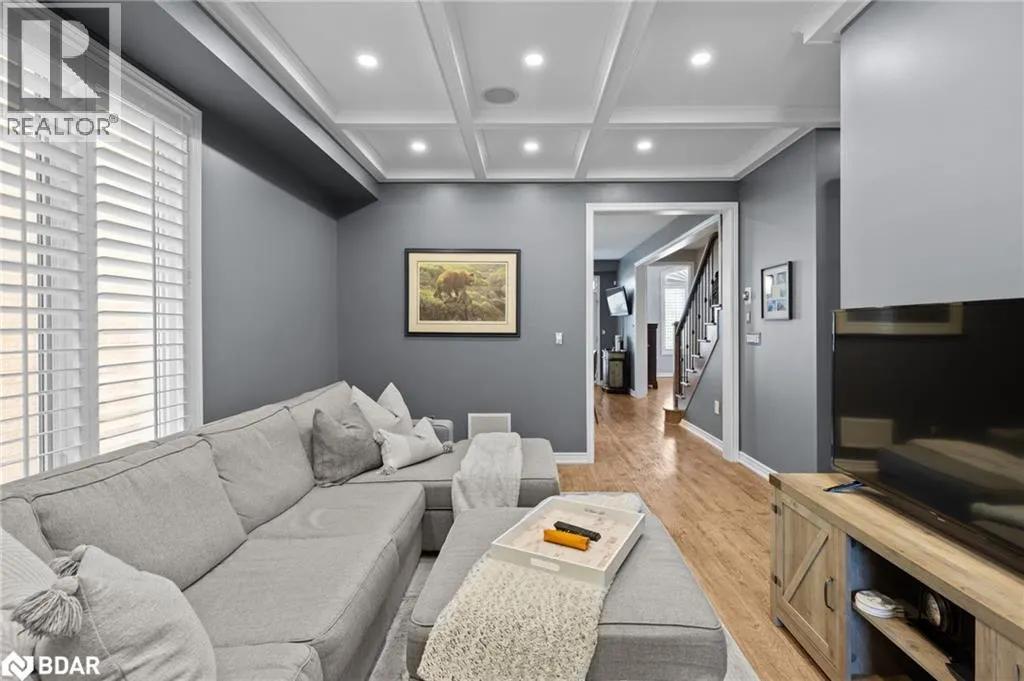76 CAUTHERS CRESCENT Crescent