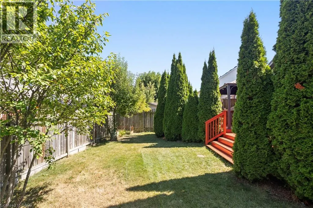 2 DONNENWERTH Drive