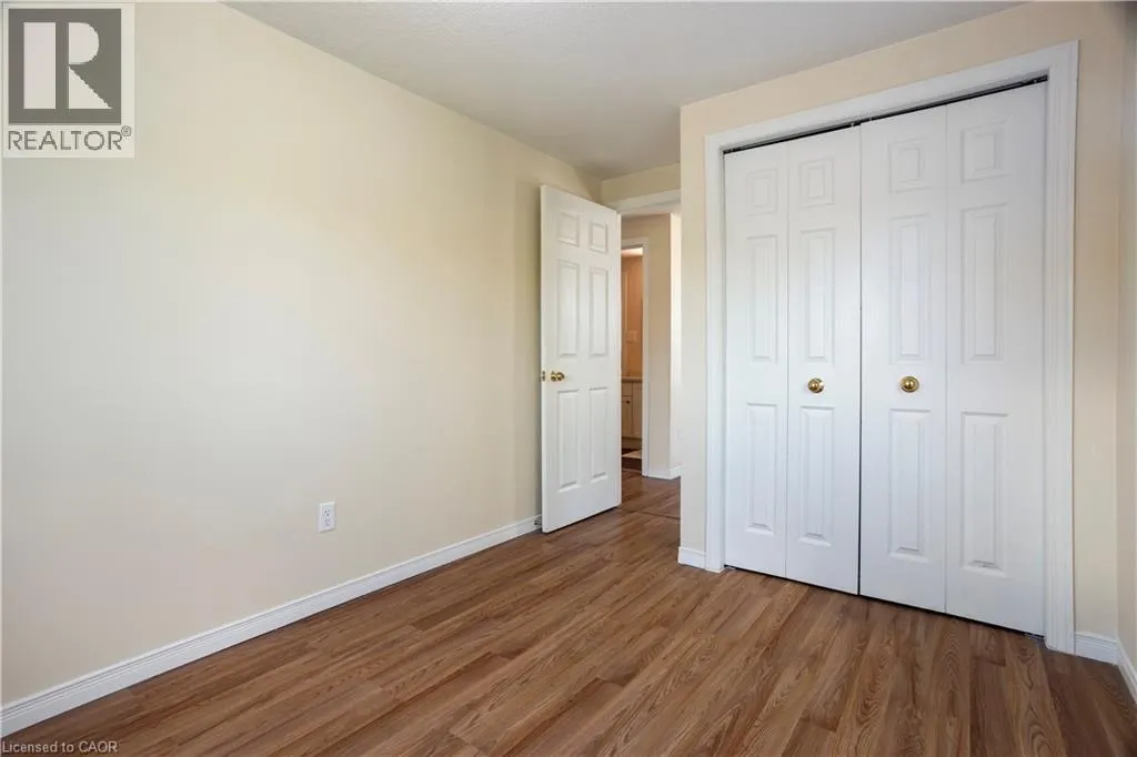 2 DONNENWERTH Drive