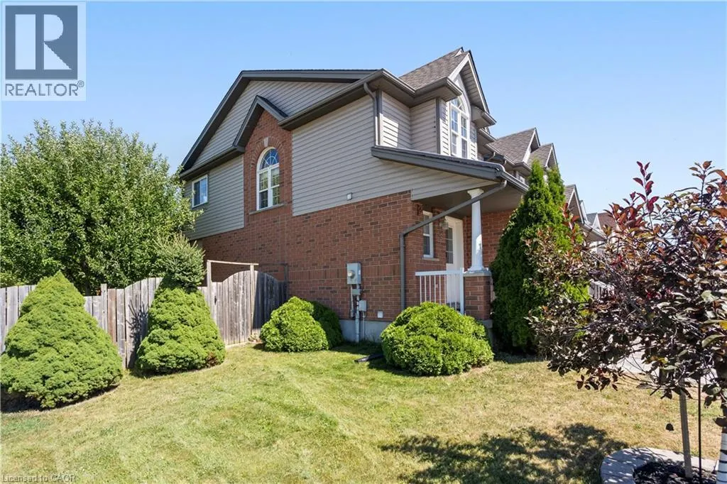 2 DONNENWERTH Drive