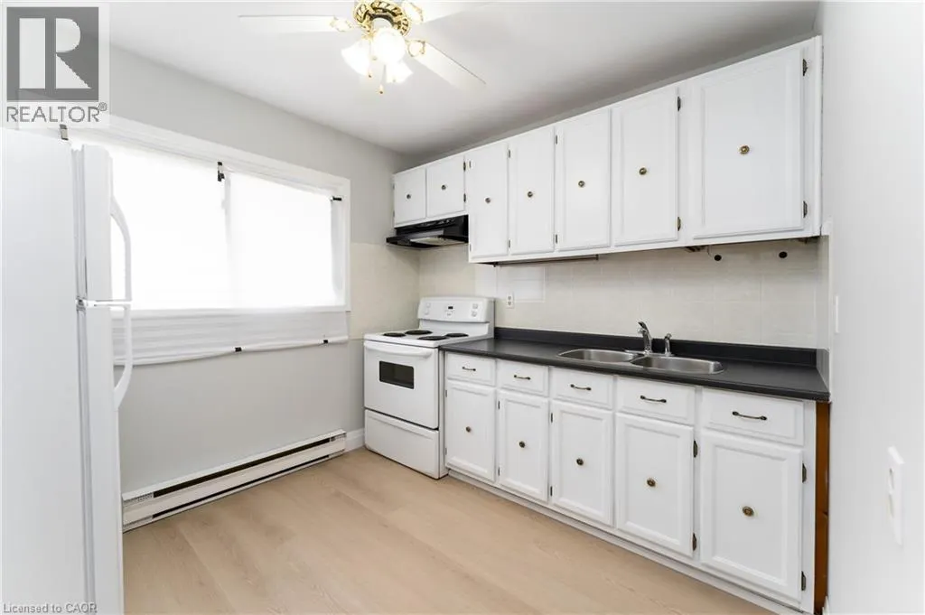 2050 UPPER MIDDLE Road Unit# 165, #165