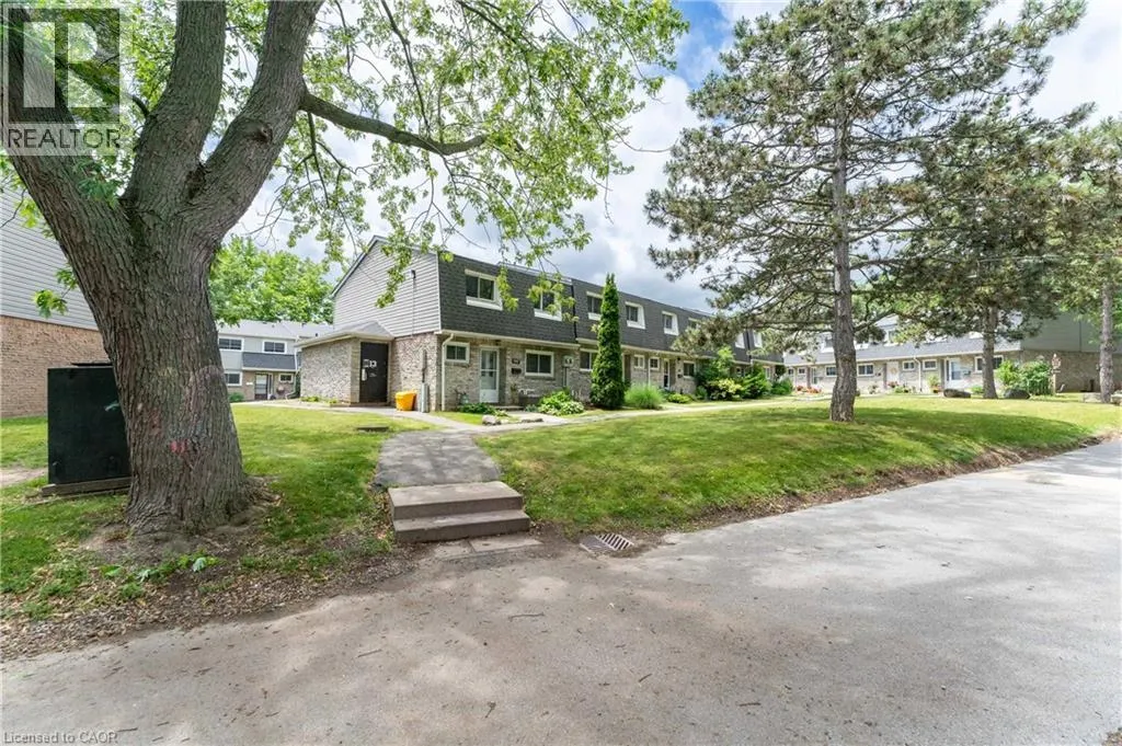 2050 UPPER MIDDLE Road Unit# 165, #165