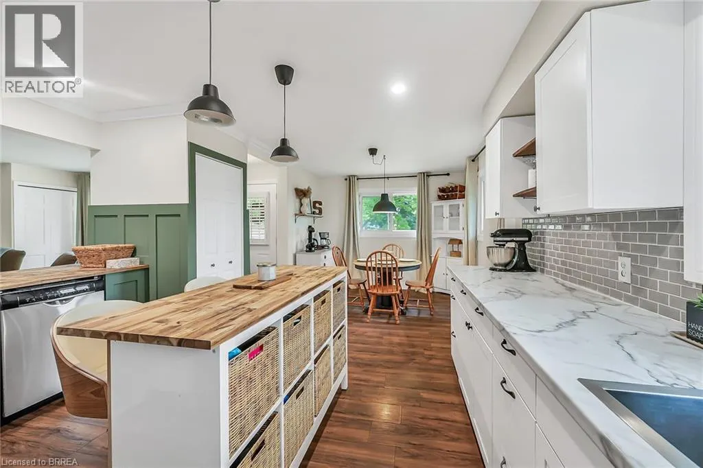 21 BURDOCK Boulevard