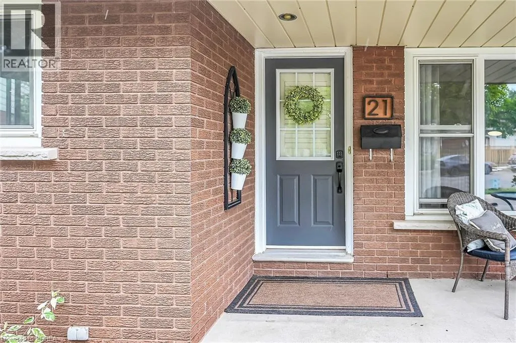21 BURDOCK Boulevard