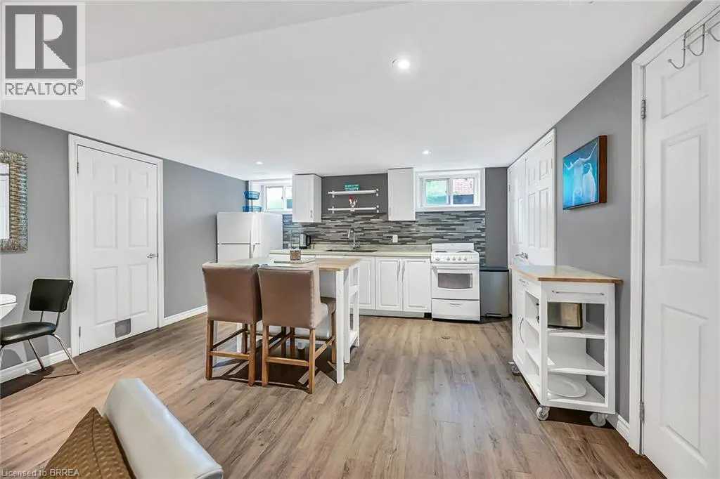 21 BURDOCK Boulevard