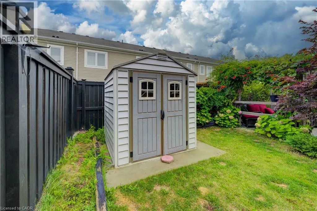39 WANNAMAKER Crescent
