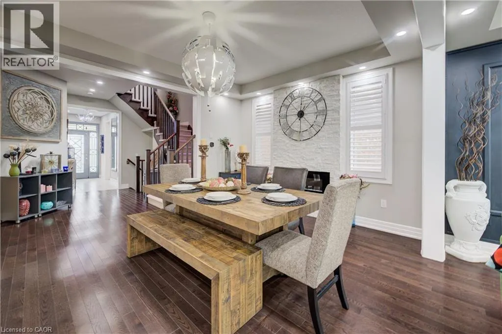 39 WANNAMAKER Crescent