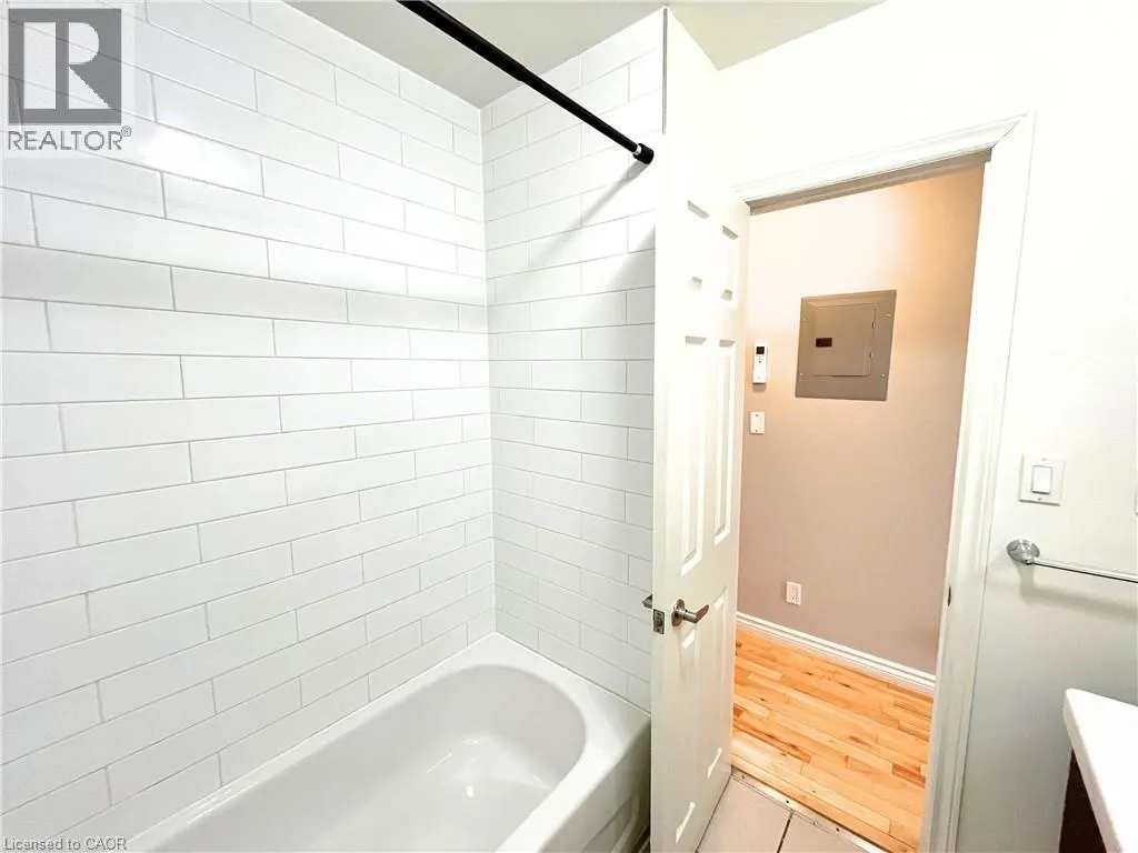 215 KING Street E Unit# 3, #3