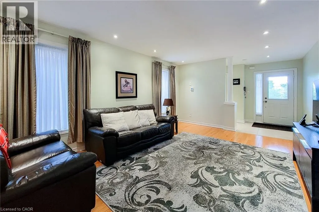 78 PEACHWOOD Crescent Unit# 9, #9