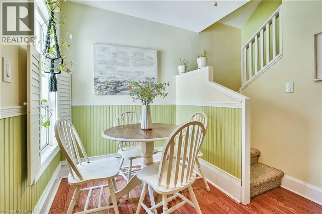 145 NEWLANDS Avenue