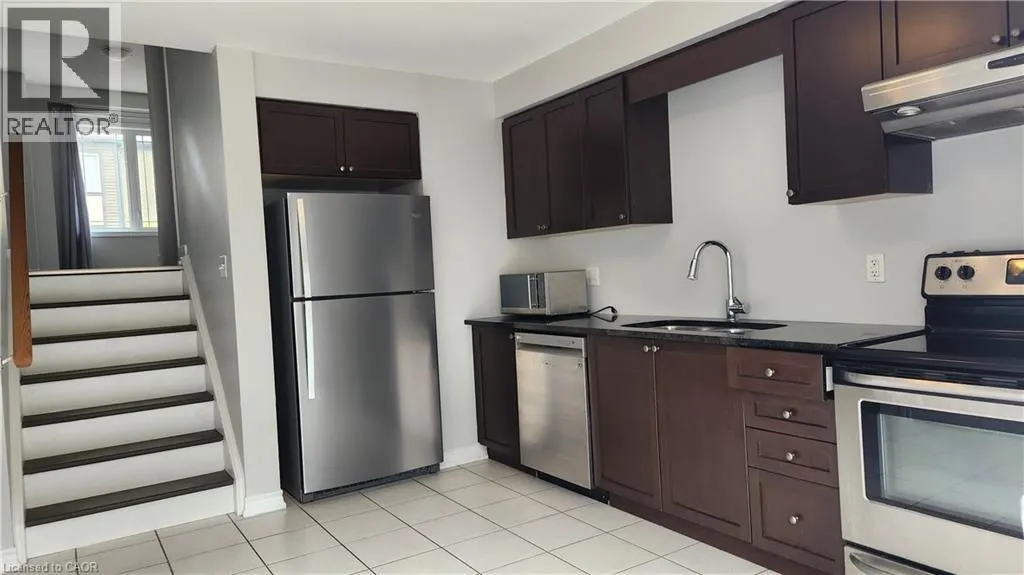 12 POPLAR Drive Unit# 35, #35