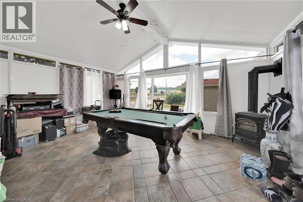 35 MACINTOSH Drive