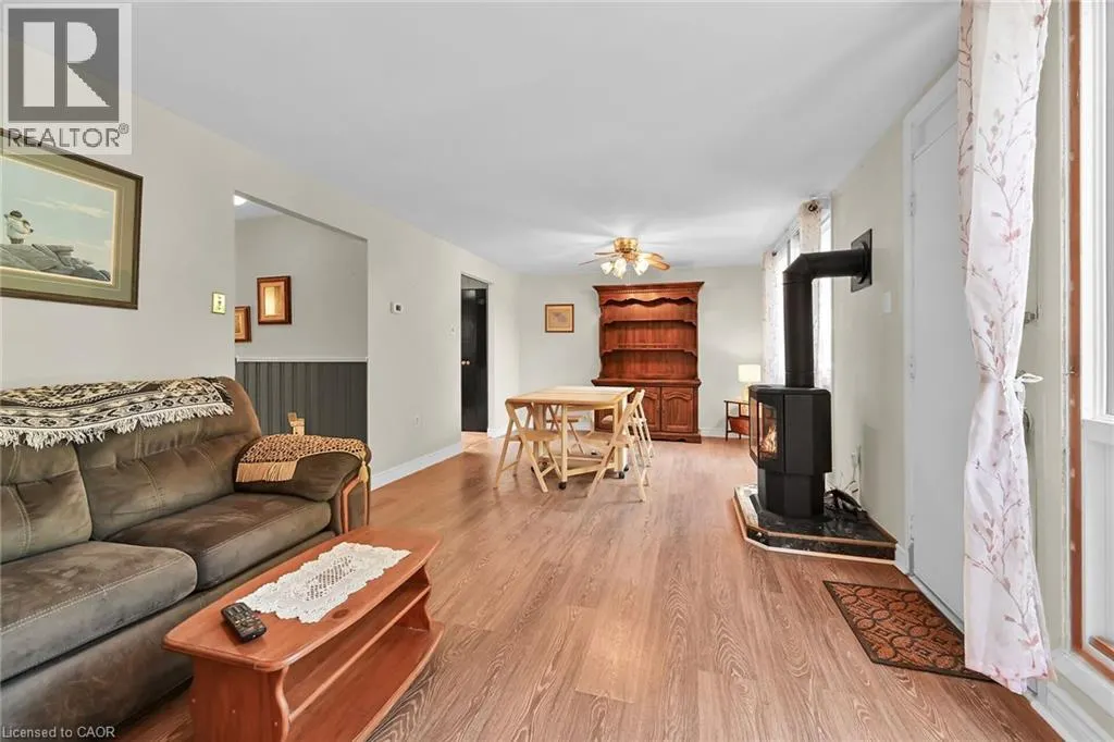 25 BRITTEN Close Unit# A11, #A11