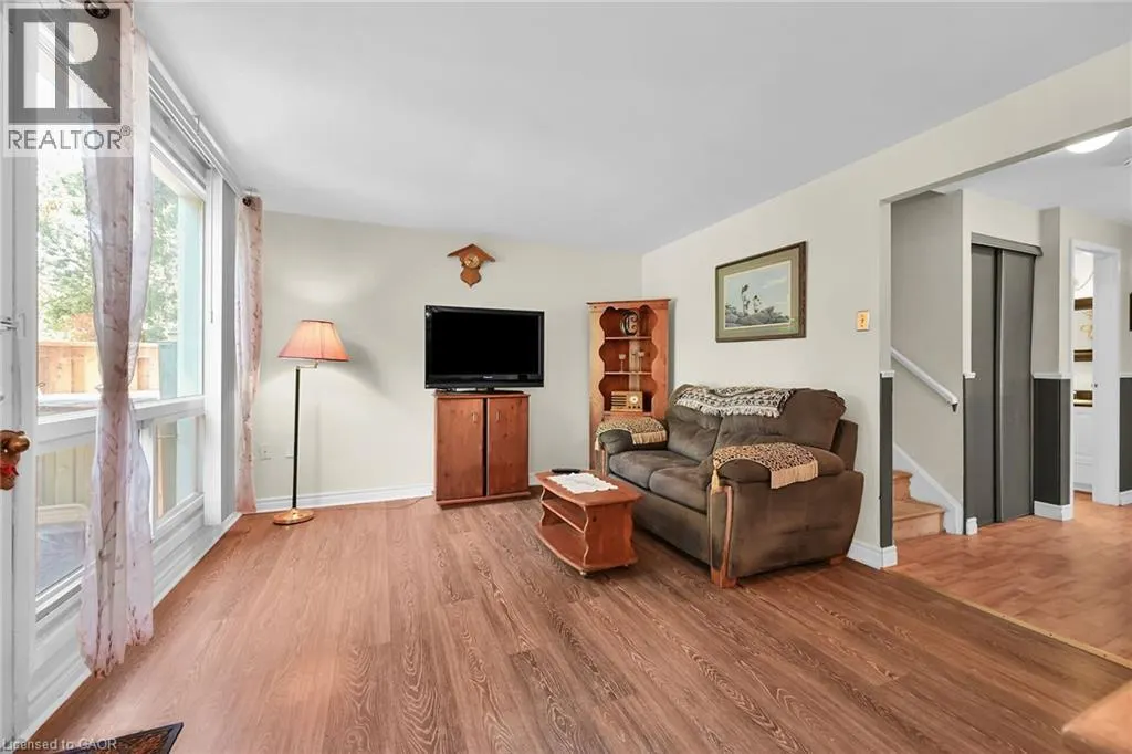 25 BRITTEN Close Unit# A11, #A11