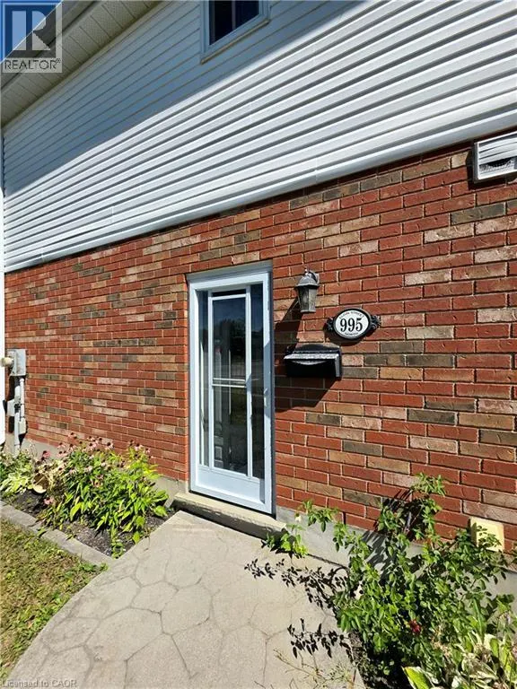 995 ELGIN Street N