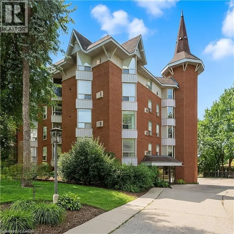 384 ERB Street W Unit# 404, #404