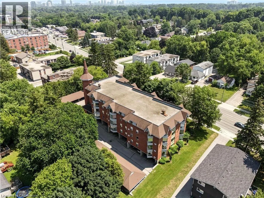 384 ERB Street W Unit# 404, #404