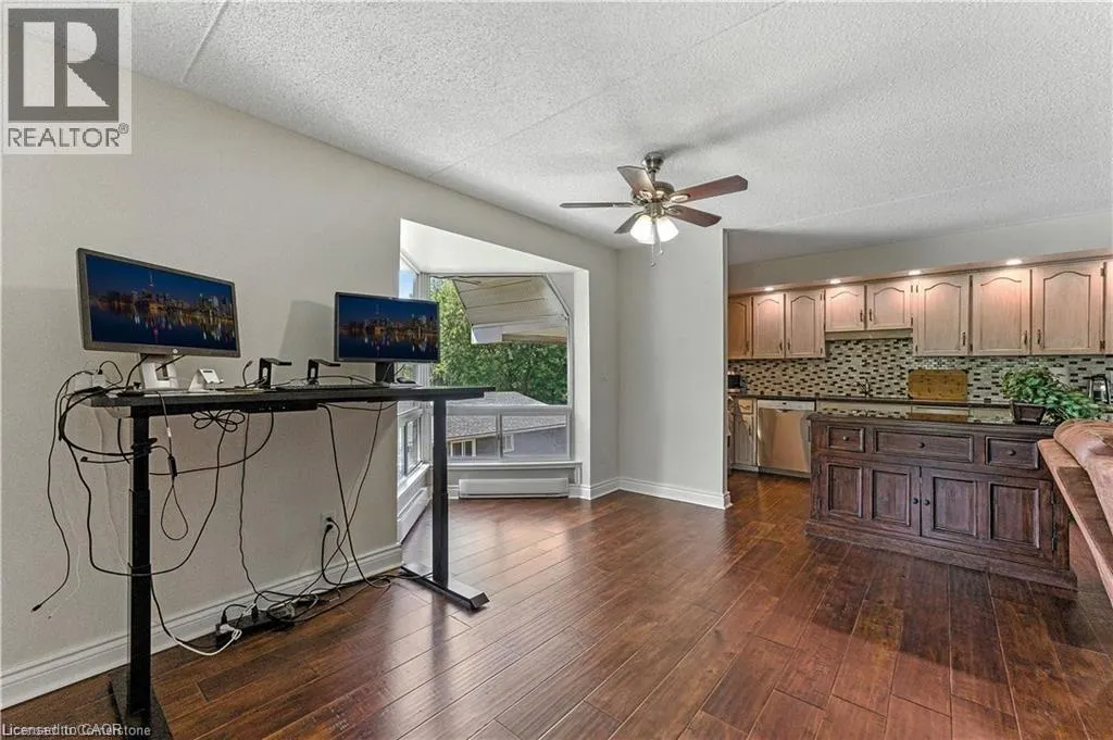 384 ERB Street W Unit# 404, #404