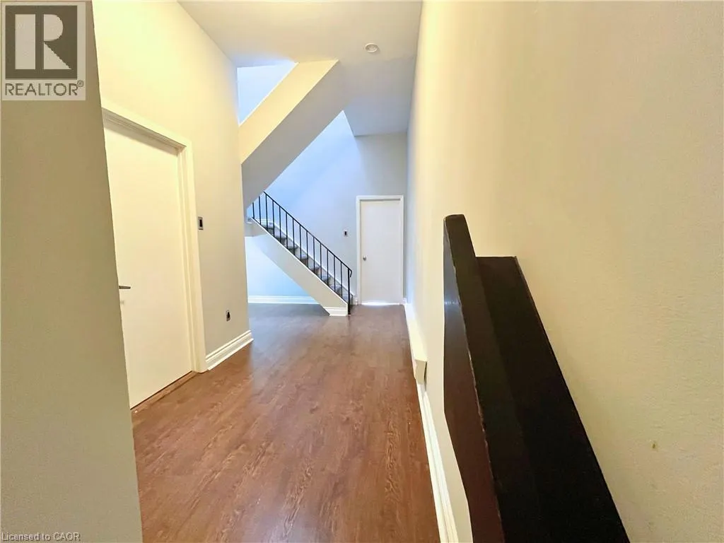225 KING Street E Unit# 4, #4