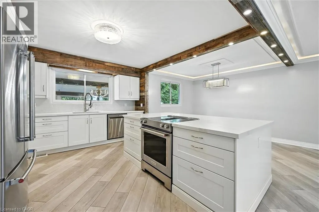 1059 MARLEY Crescent