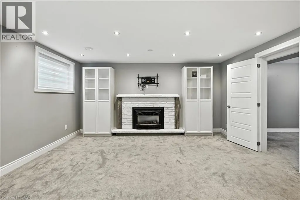 1059 MARLEY Crescent