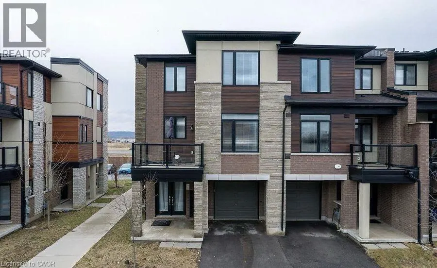 590 NORTH SERVICE Road Unit# 98, #98