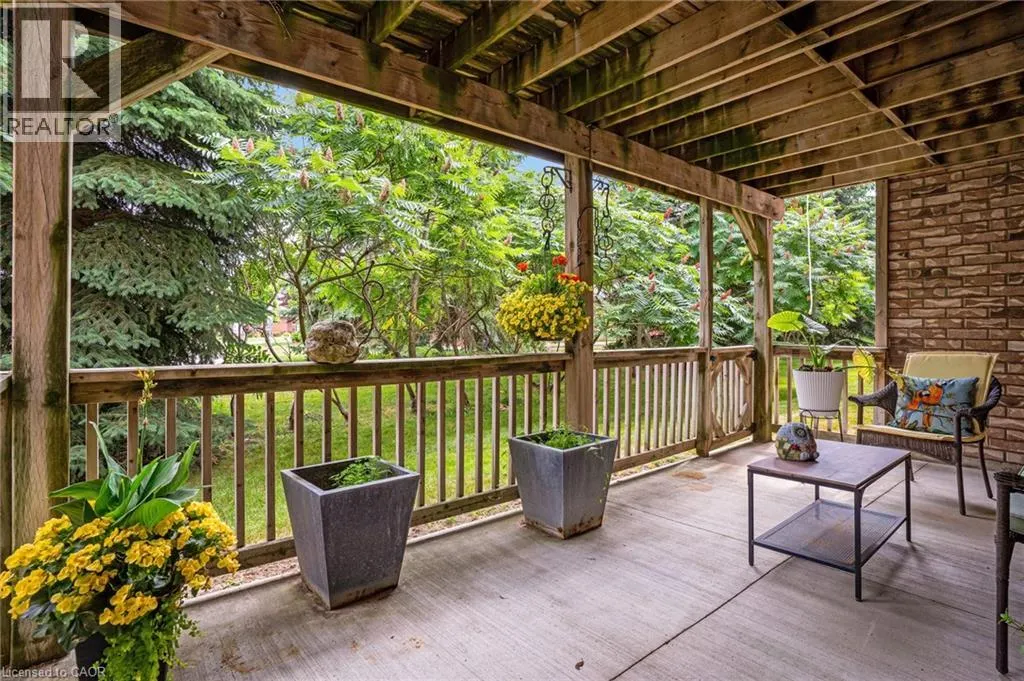 20 ISHERWOOD Avenue Unit# 46, #46