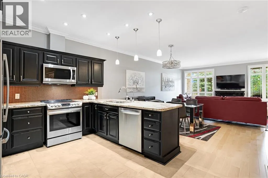 20 ISHERWOOD Avenue Unit# 46, #46