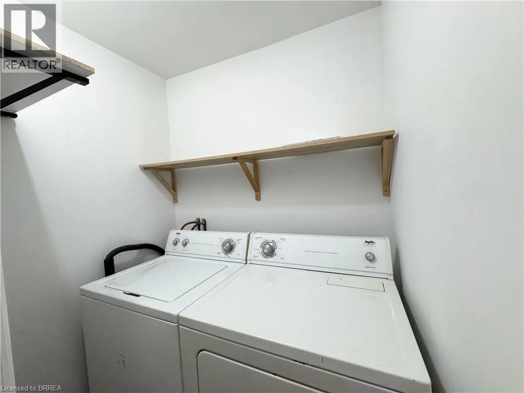 13 GRAND RIVER Street N Unit# 2, #2