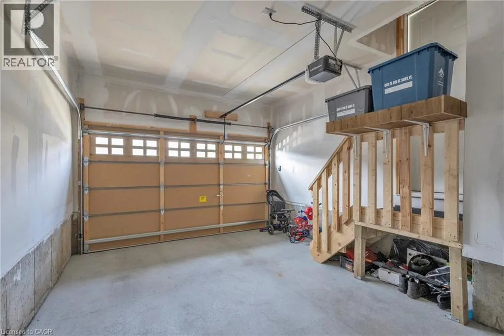 35 CROSSMORE Crescent