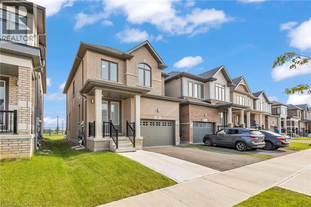 35 CROSSMORE Crescent