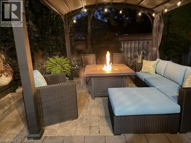4118 PINCAY OAKS Lane