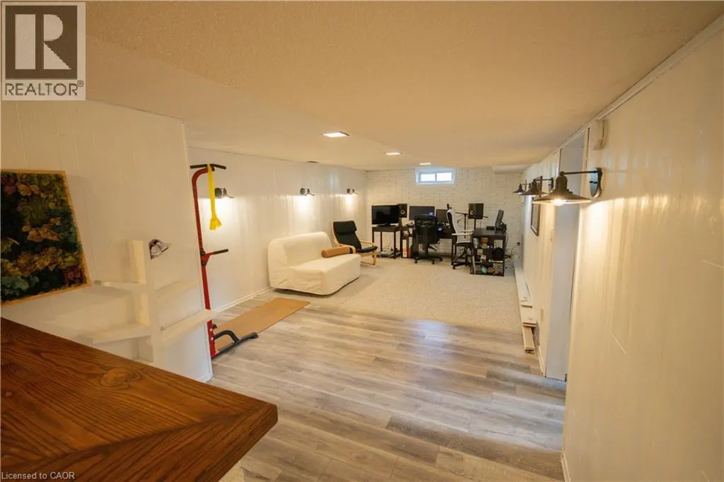 2 GRENADA Drive