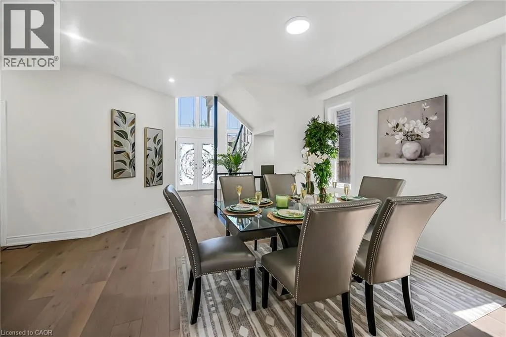 40 DAVINCI Boulevard