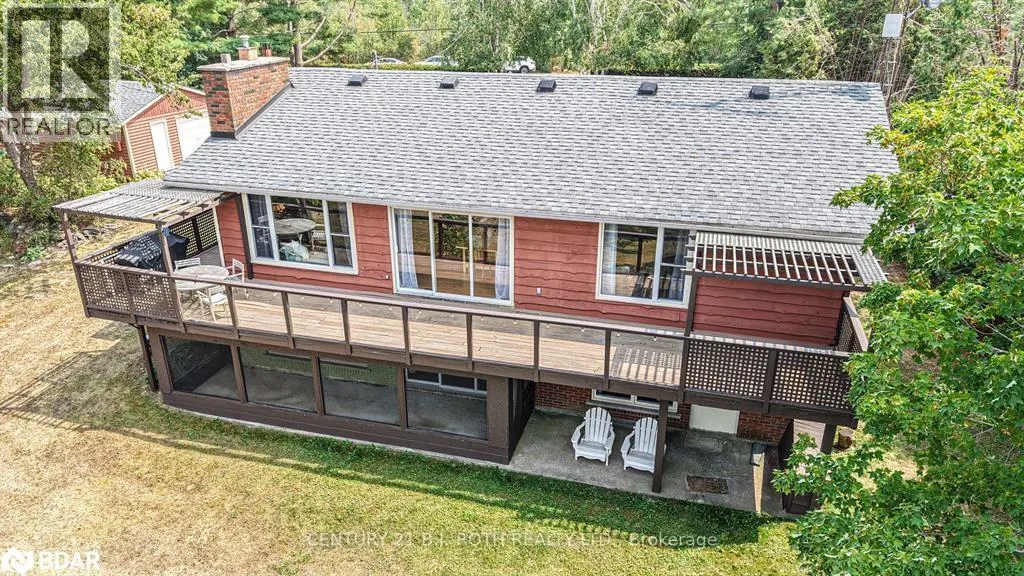 71 CAMPBELL BEACH ROAD