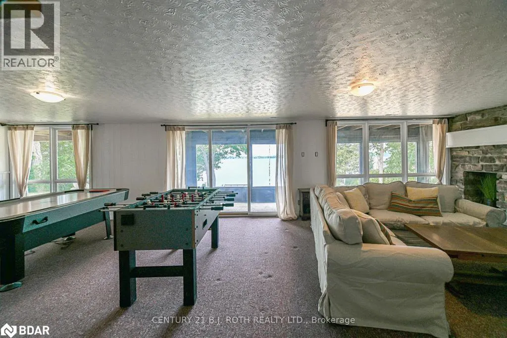 71 CAMPBELL BEACH ROAD