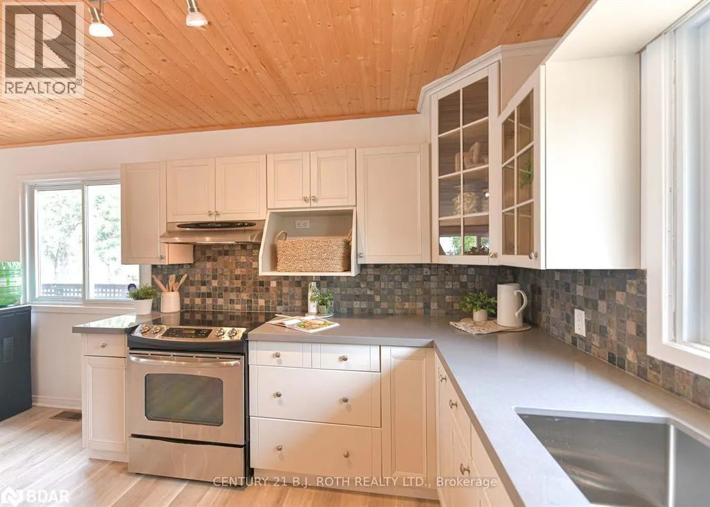 71 CAMPBELL BEACH ROAD