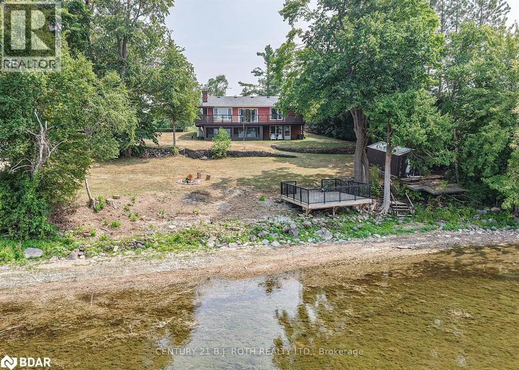 71 CAMPBELL BEACH ROAD
