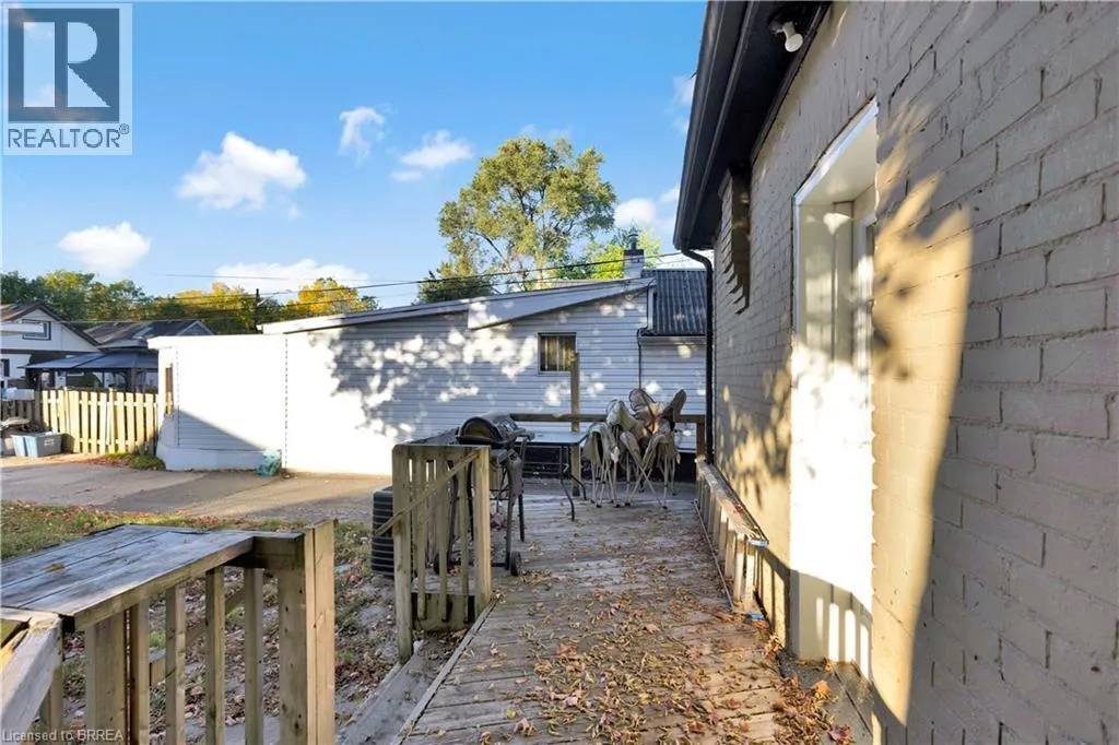 167 BRUCE Street