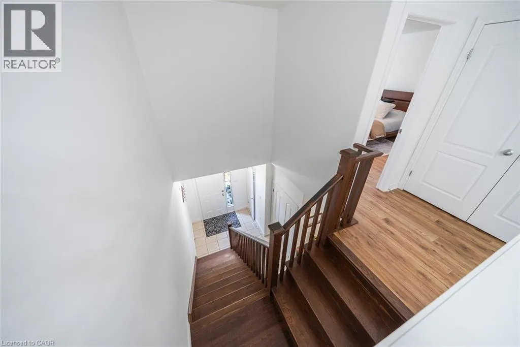 10 LIDDYCOAT Lane Unit# 4, #4