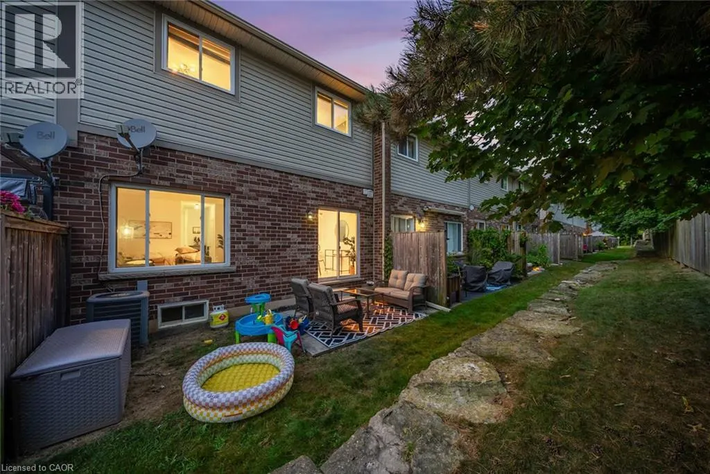 10 LIDDYCOAT Lane Unit# 4, #4