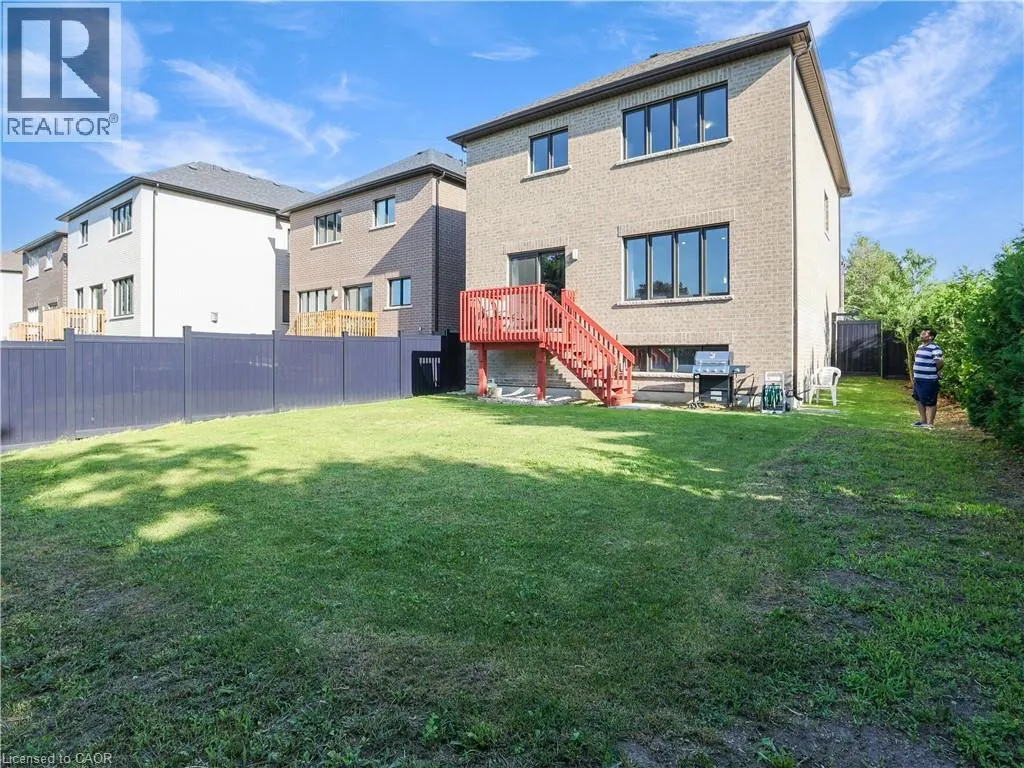 4 SLATER STREET