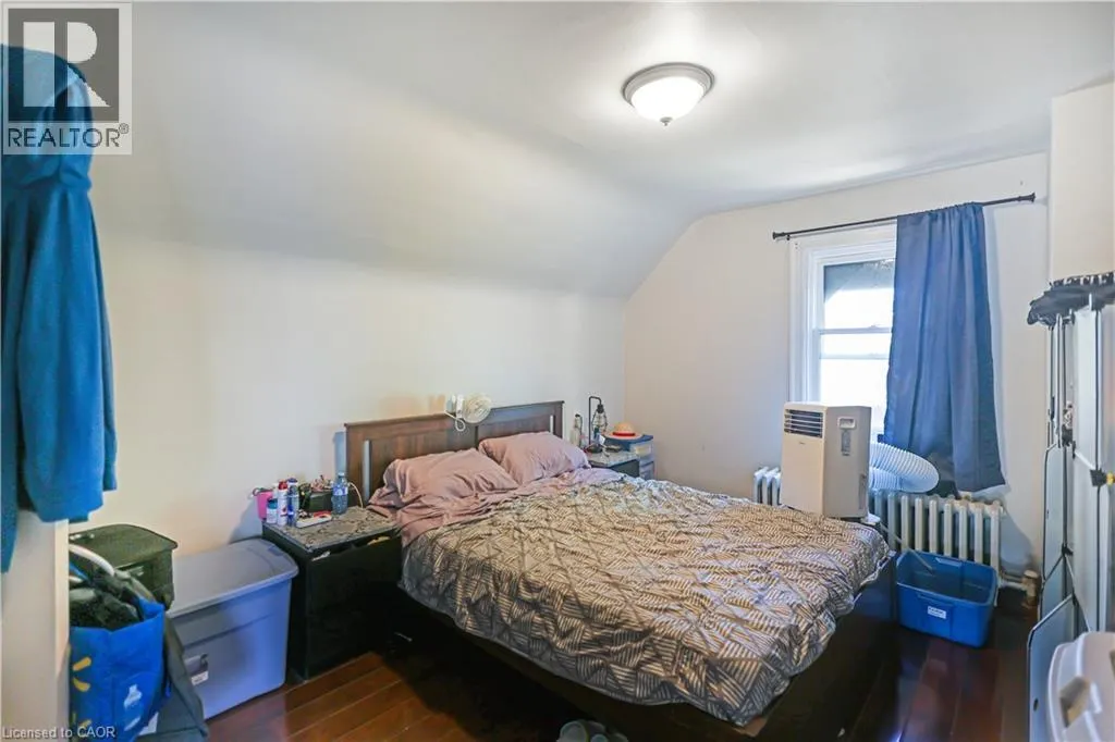 28 EASTBOURNE Avenue