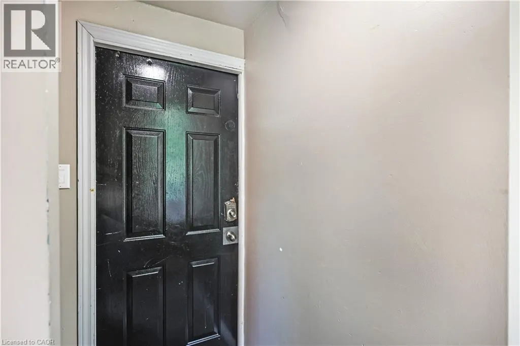 28 EASTBOURNE Avenue