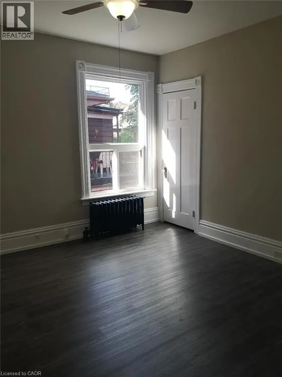 28 EASTBOURNE Avenue