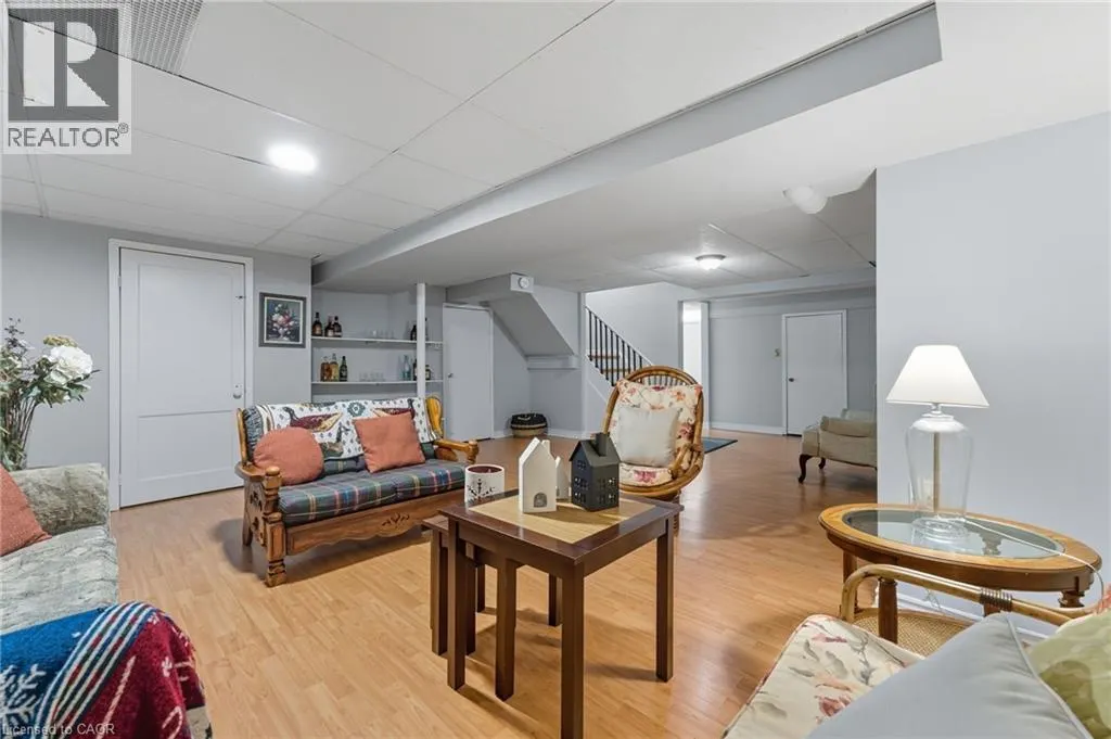 3043 VANDERBILT Road