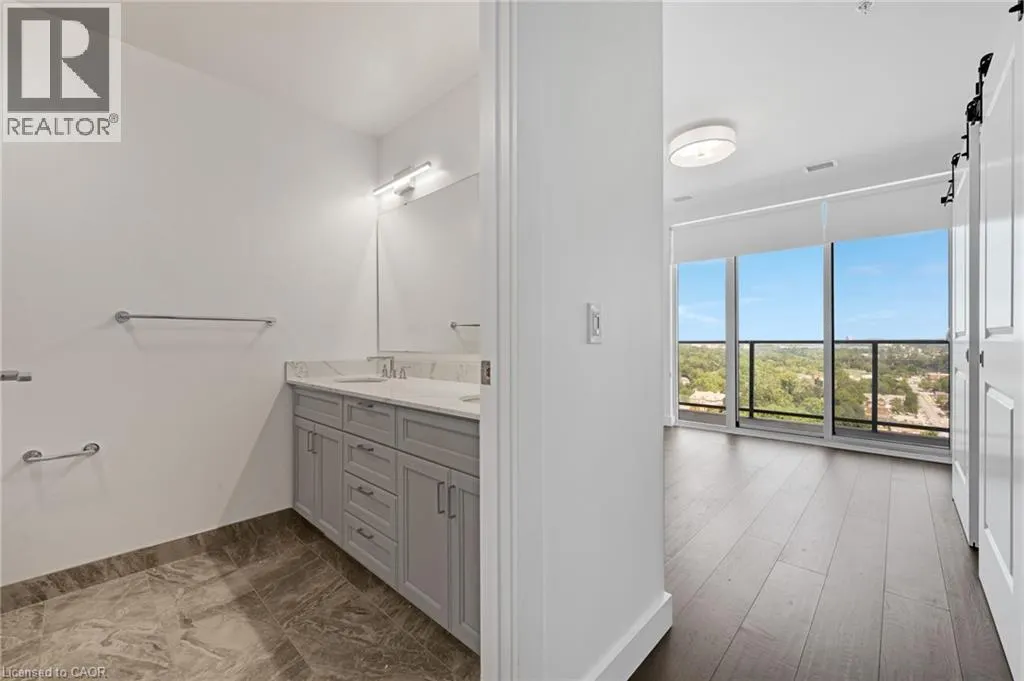 15 GLEBE Street Unit# 1901, #1901